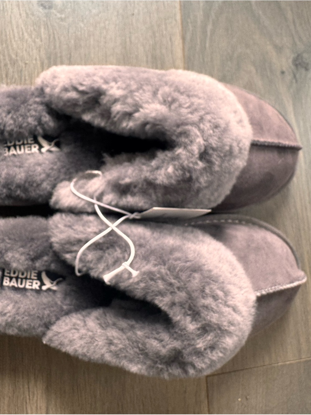Eddie Bauer Gray Shearling Slippers Box - Picture 2 of 4